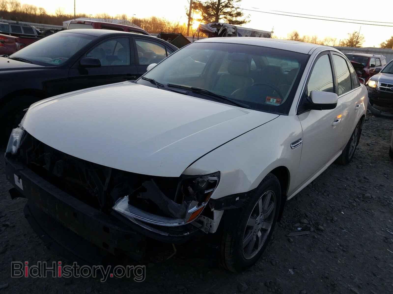 2009 FORD TAURUS - VIN: 1FAHP24W89G109440 - Фото 2