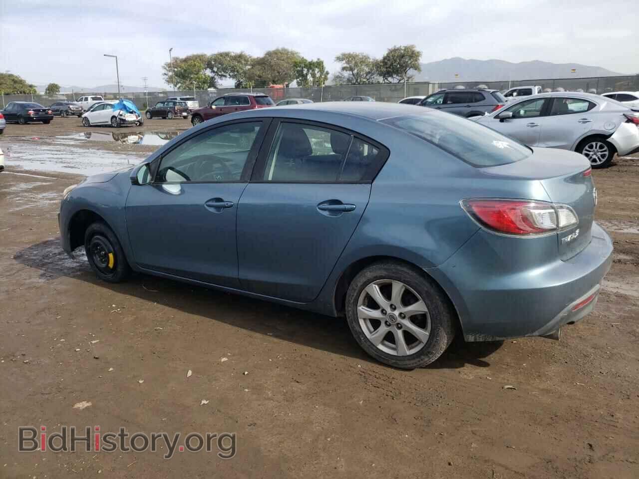 2011 MAZDA 3 - VIN: JM1BL1VG2B1452931 - Фото 2