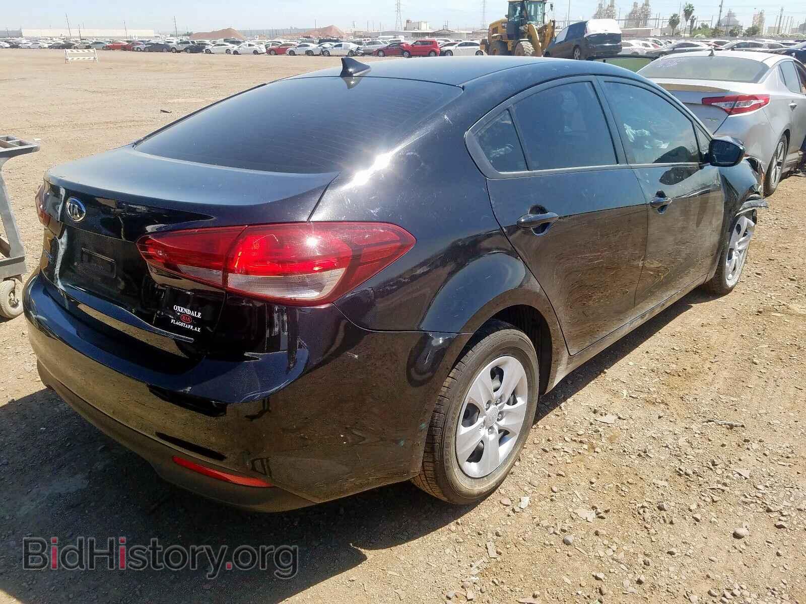 2017 KIA FORTE - VIN: 3KPFK4A78HE123748 - Фото 4