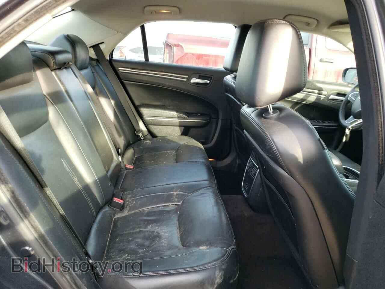 2016 CHRYSLER 300 - VIN: 2C3CCAAG3GH252387 - Фото 6