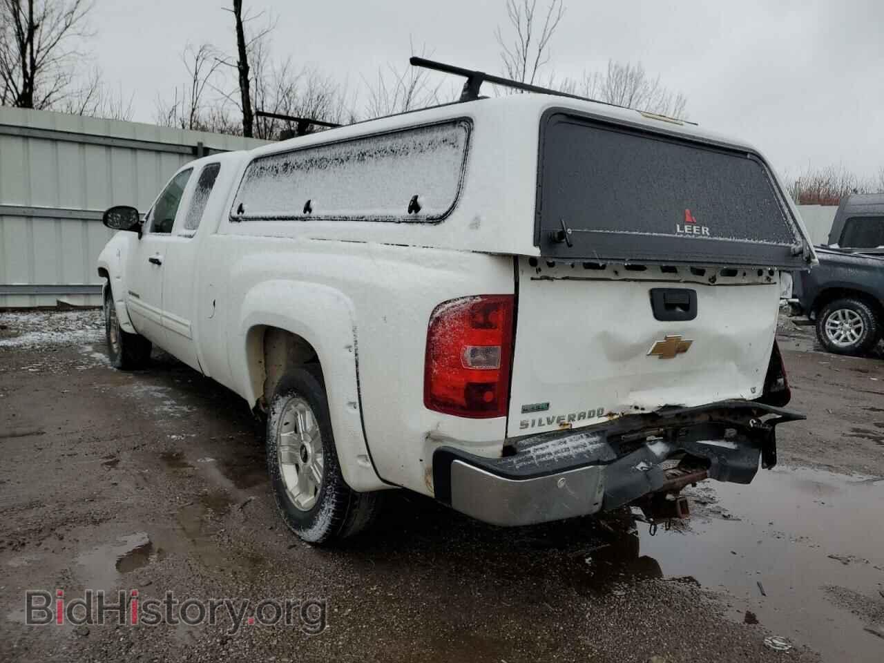 2011 CHEVROLET SILVERADO - VIN: 1GCRKSE00BZ400208 - Фото 2