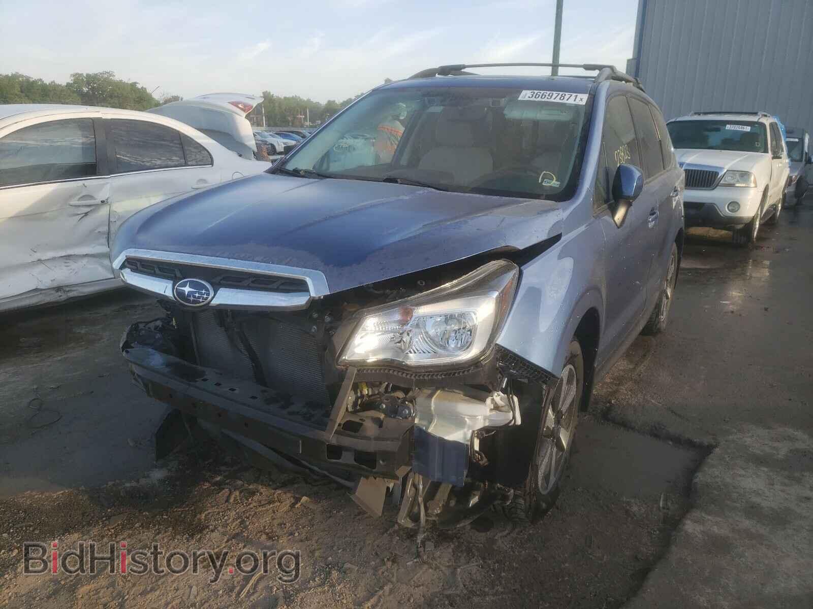 2017 SUBARU FORESTER - VIN: JF2SJAGC3HH424976 - Фото 2