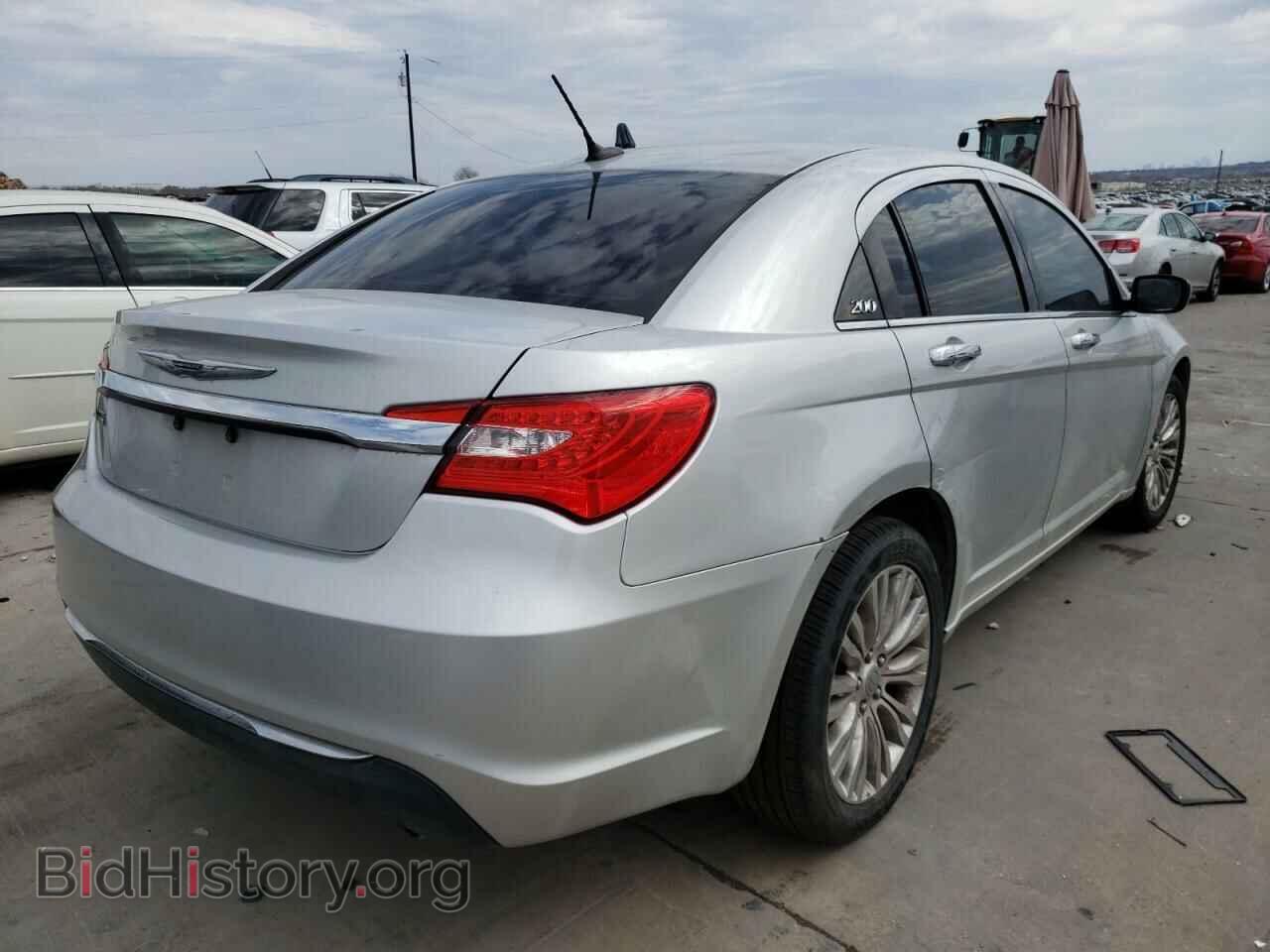 2012 CHRYSLER 200 - VIN: 1C3CCBCG0CN113208 - Фото 4