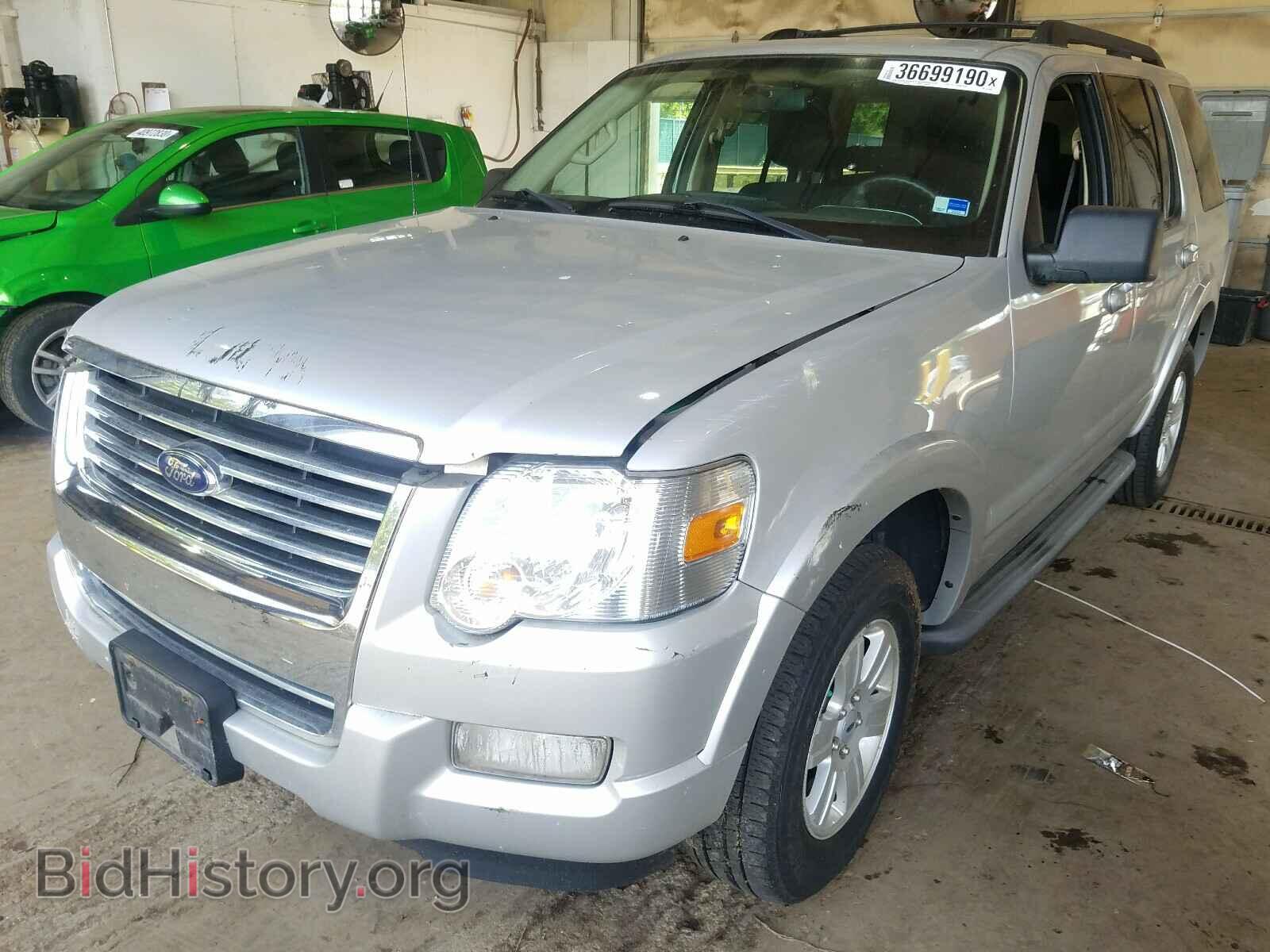 2010 FORD EXPLORER - VIN: 1FMEU7DE7AUA37190 - Фото 2