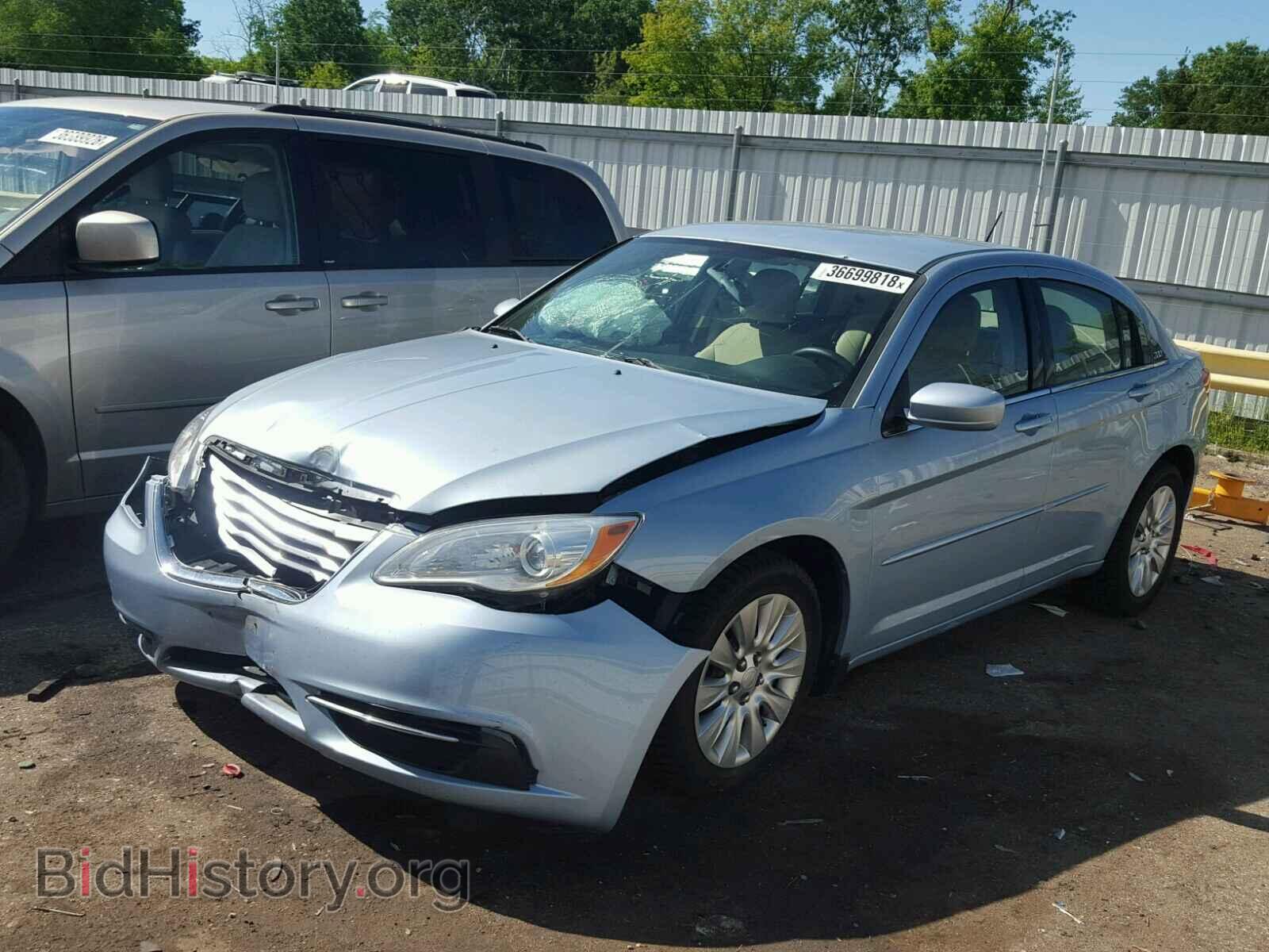 2013 CHRYSLER 200 - VIN: 1C3CCBAB6DN569769 - Photo 2