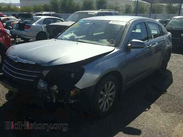 2010 CHRYSLER SEBRING - VIN: 1C3CC5FB3AN228285 - Фото 2