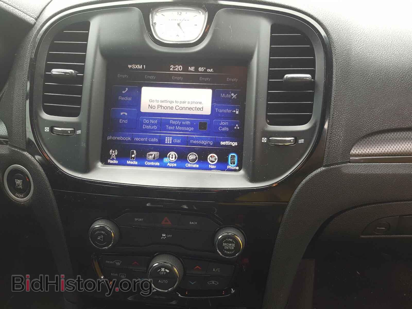 2015 CHRYSLER 300 - VIN: 2C3CCABT7FH881855 - Фото 9