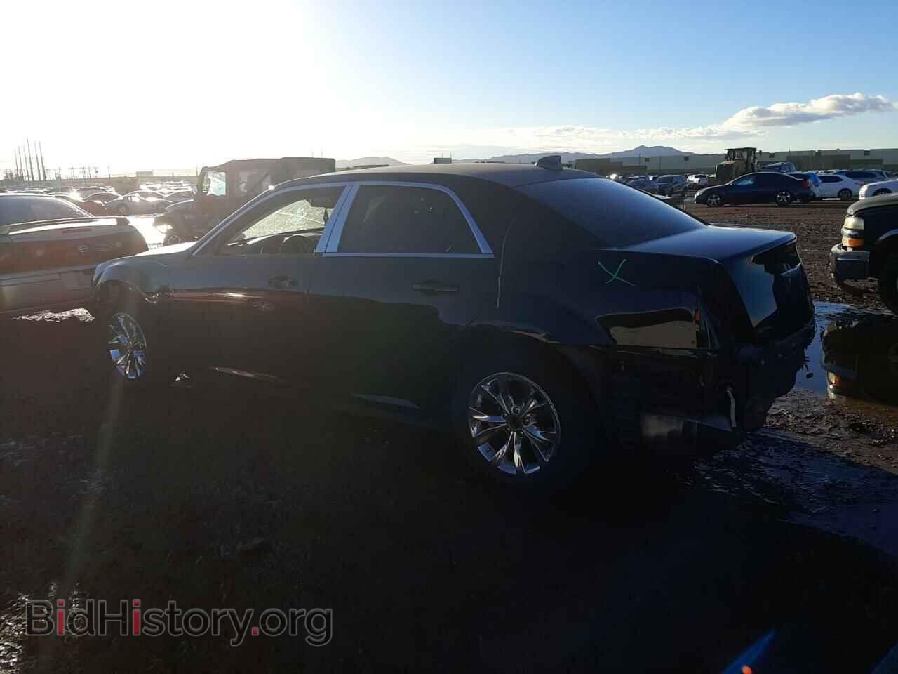 2015 CHRYSLER 300 - VIN: 2C3CCAAG1FH838245 - Фото 2