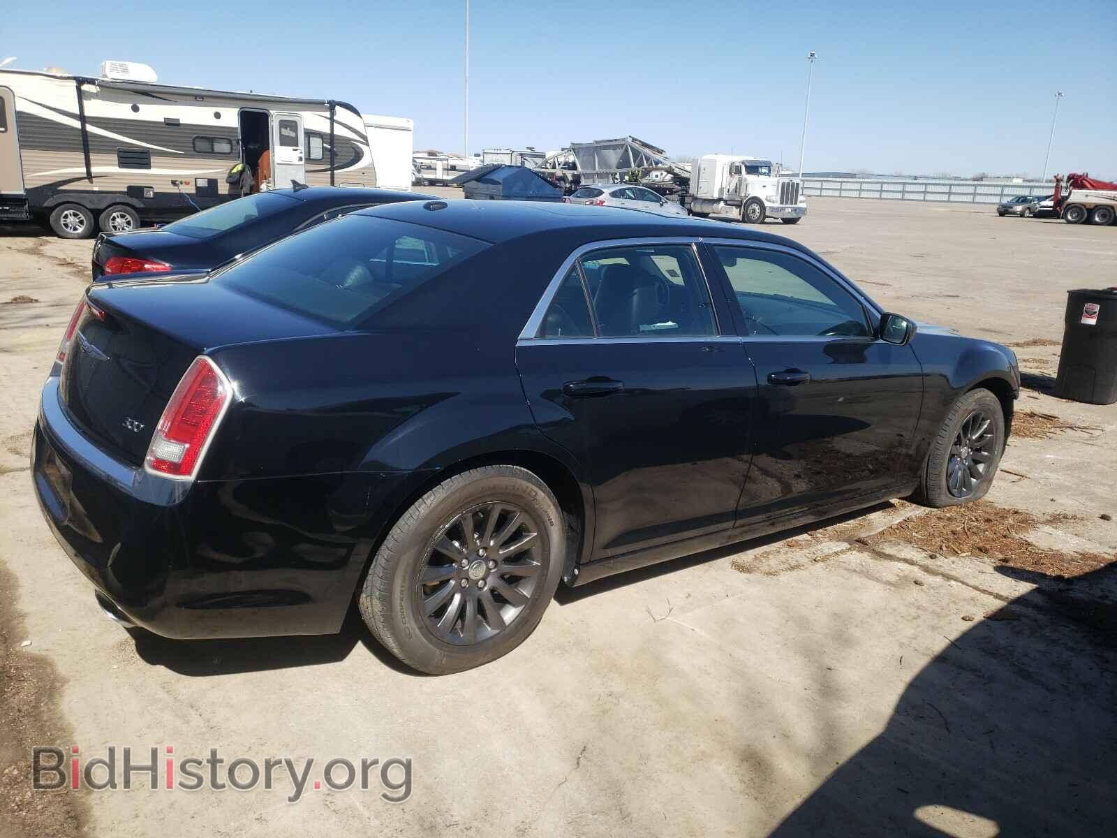 2013 CHRYSLER 300 - VIN: 2C3CCAAG8DH530034 - Фото 4