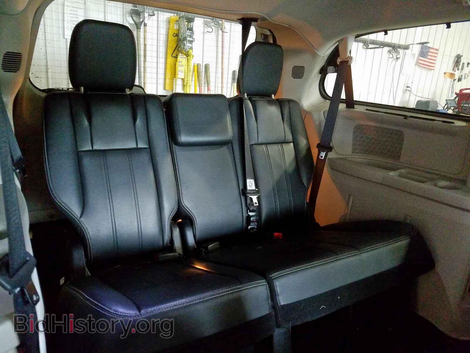 2014 CHRYSLER TOWN & COU - VIN: 2C4RC1BG4ER277309 - Фото 9