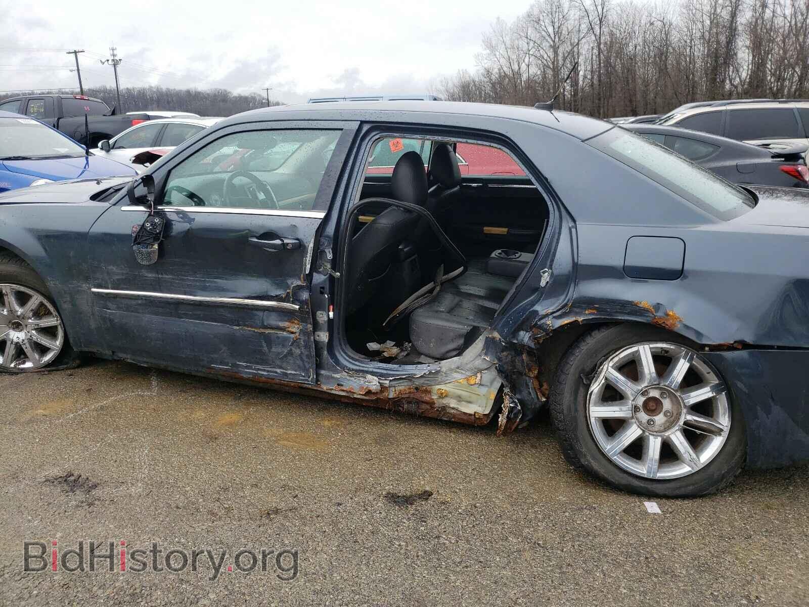 2008 CHRYSLER 300 - VIN: 2C3KA33G48H273597 - Фото 9