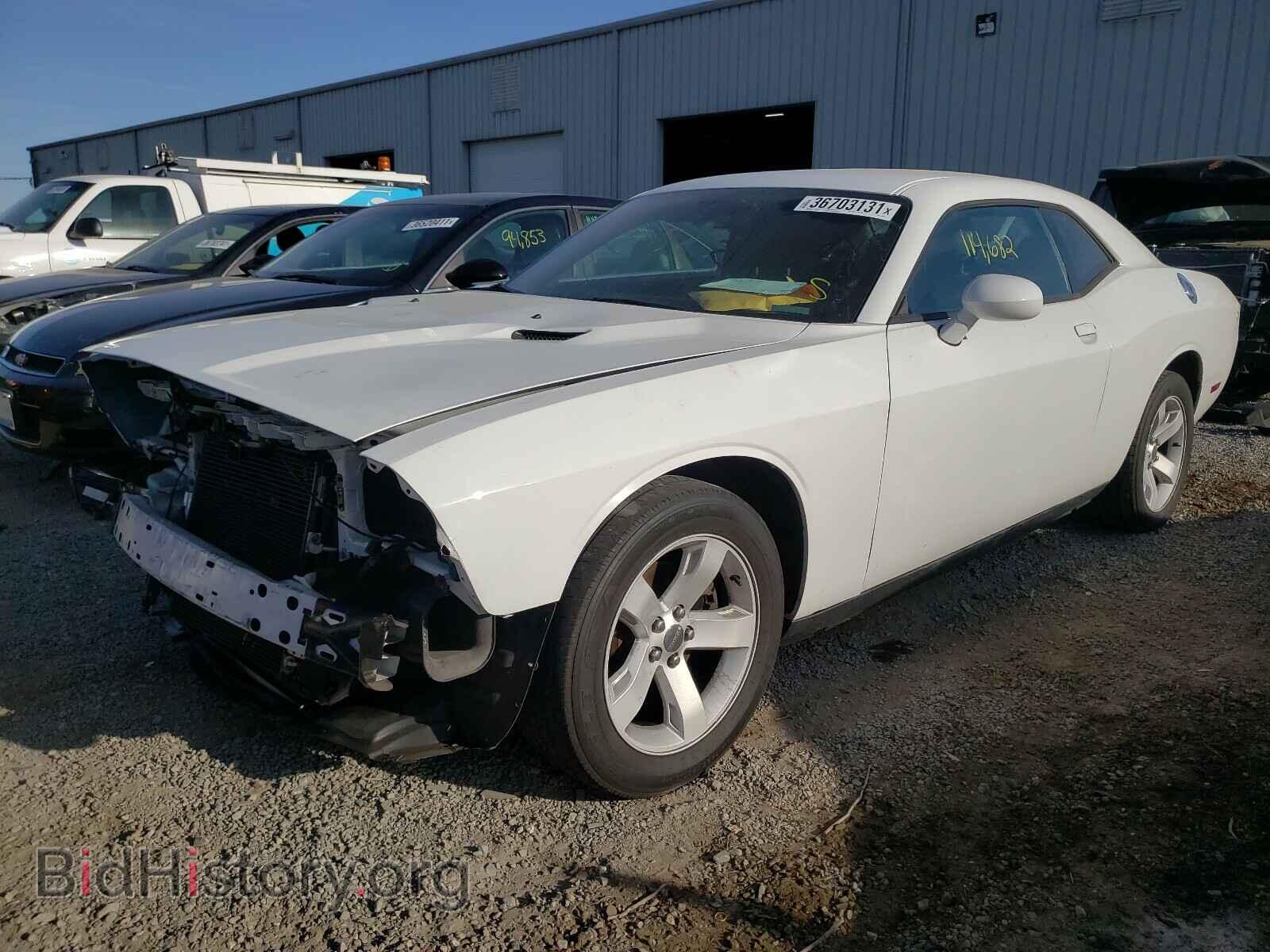 2014 DODGE CHALLENGER - VIN: 2C3CDYAG2EH149545 - Photo 2