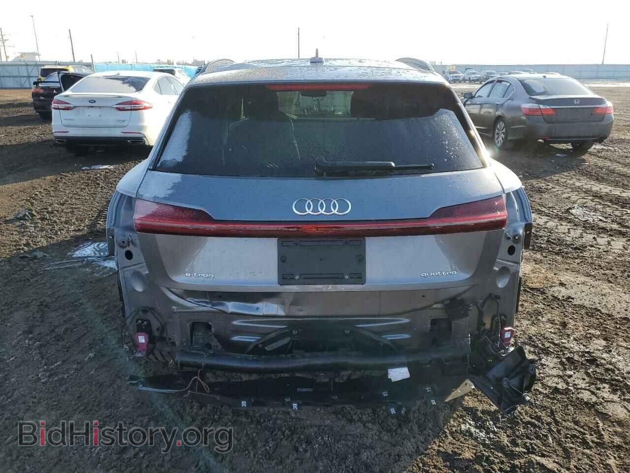 2021 AUDI E-TRON - VIN: WA1VAAGE7MB017523 - Фото 6