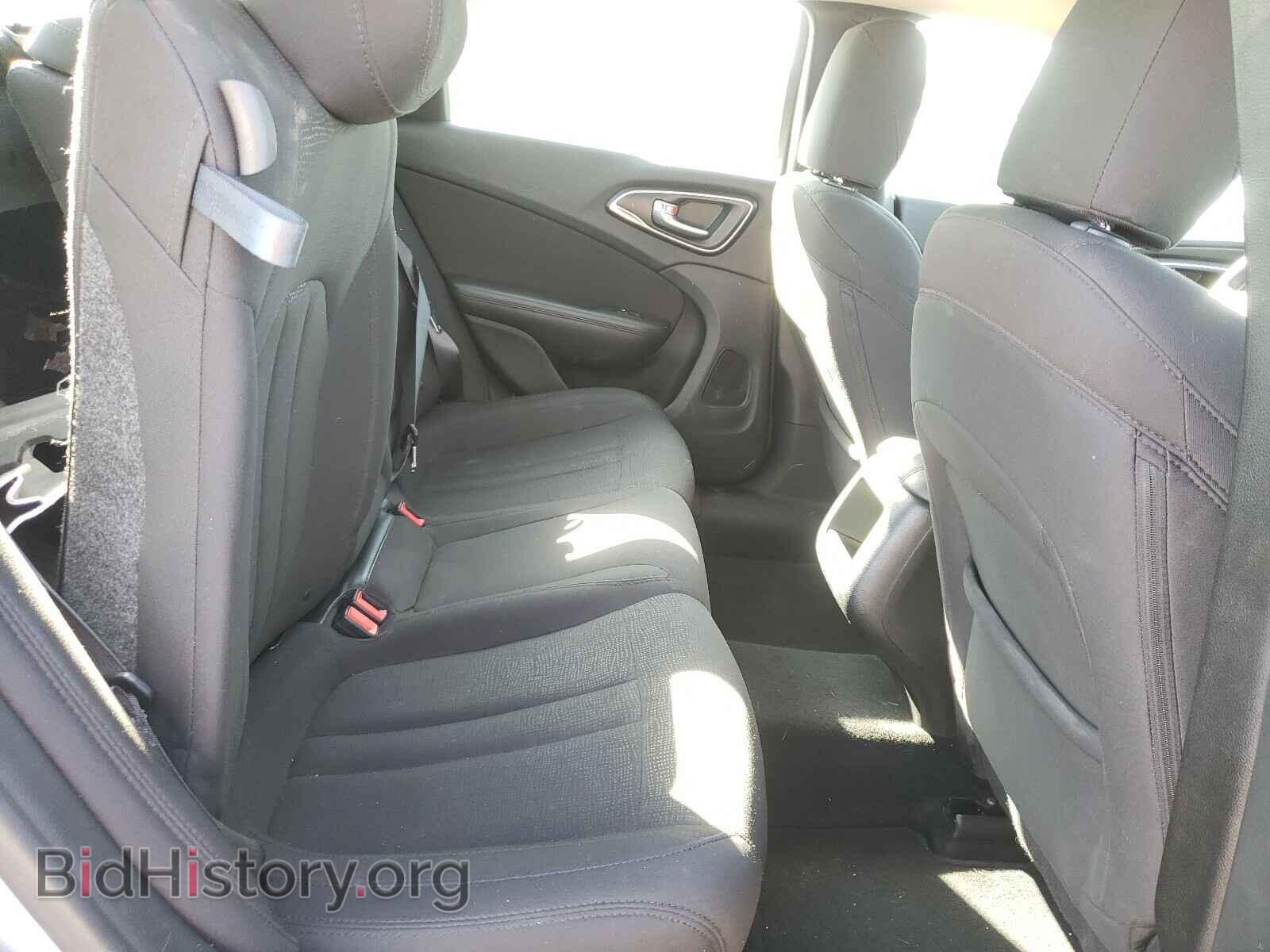 2015 CHRYSLER 200 - VIN: 1C3CCCAB0FN702535 - Фото 6