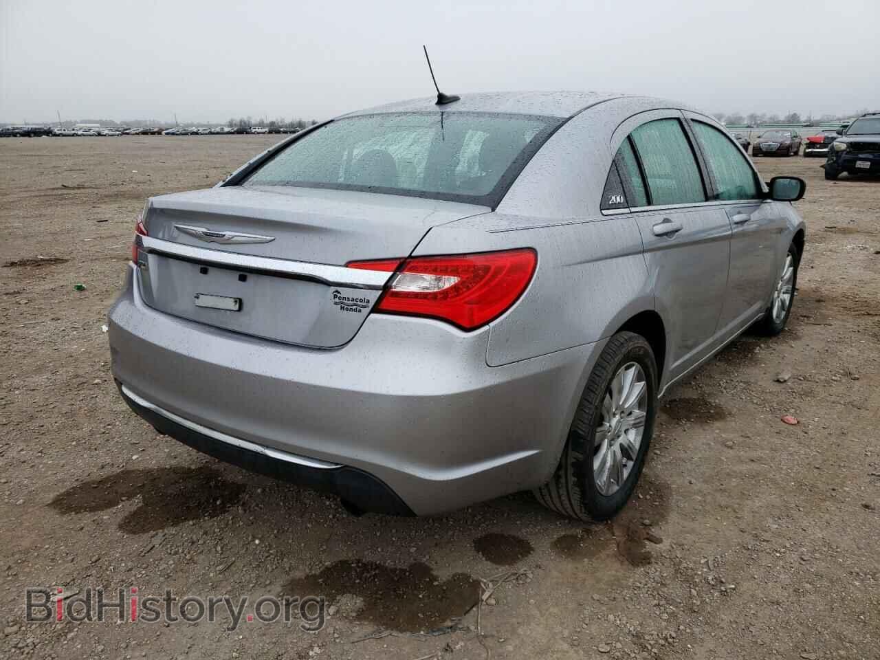 2013 CHRYSLER 200 - VIN: 1C3CCBBG1DN532056 - Фото 4