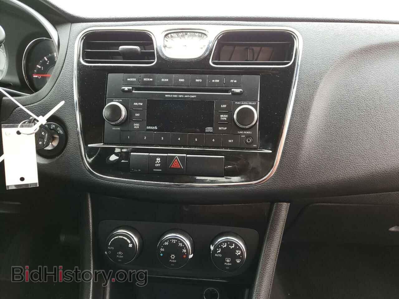 2013 CHRYSLER 200 - VIN: 1C3CCBBG1DN532056 - Фото 9