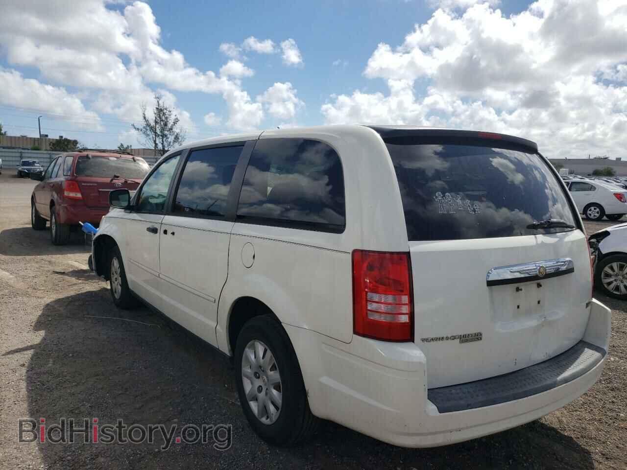 2008 CHRYSLER MINIVAN - VIN: 2A8HR44H98R795432 - Фото 3