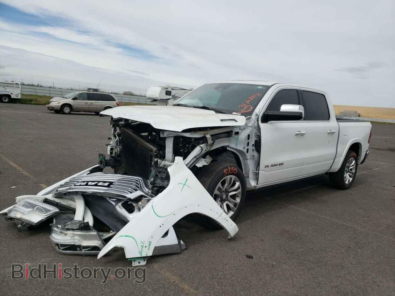 2019 RAM 1500 - VIN: 1C6SRFKT0KN513965 - Фото 2