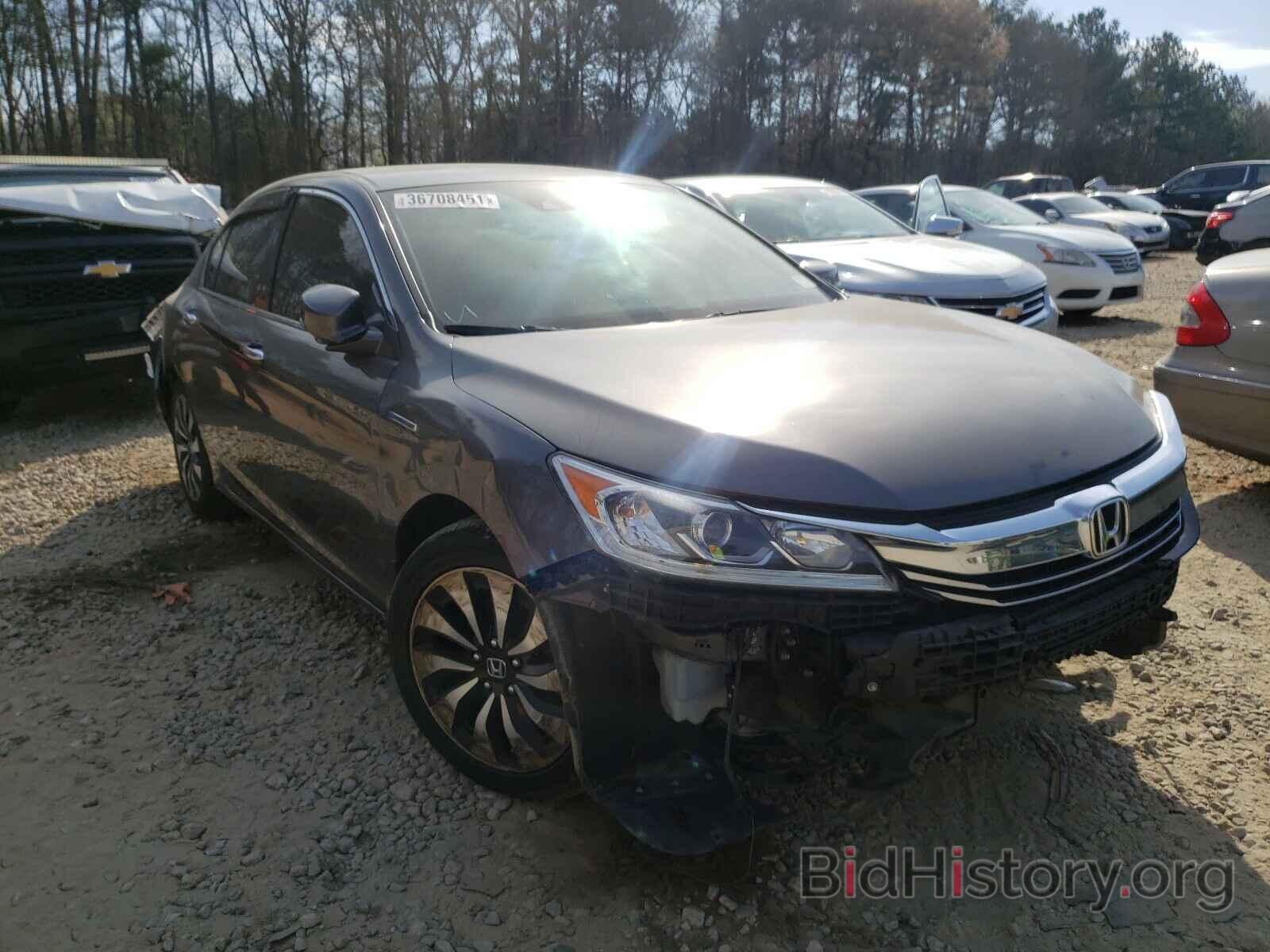 Photo JHMCR6F32HC009671 - HONDA ACCORD 2017