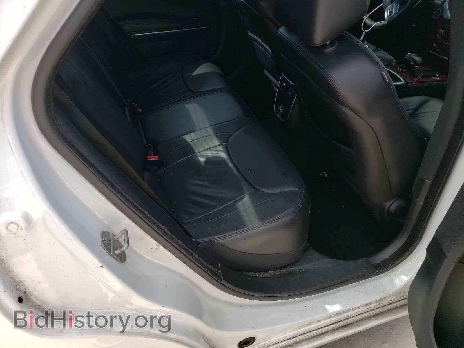 2014 CHRYSLER 300 - VIN: 2C3CCAAG2EH373473 - Фото 6