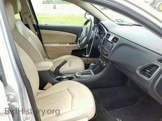 2011 CHRYSLER 200 - VIN: 1C3BC2FG3BN533826 - Фото 5