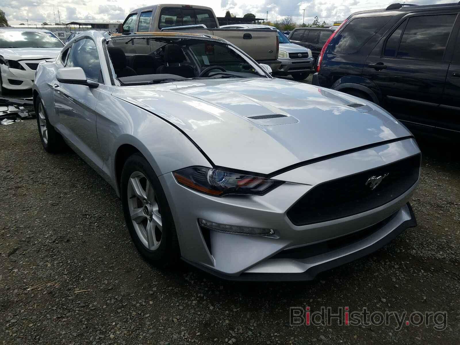 Photo 1FA6P8TH0J5105492 - FORD MUSTANG 2018
