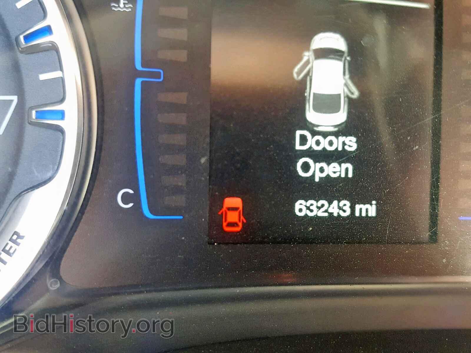 2016 CHRYSLER 200 - VIN: 1C3CCCAB0GN116967 - Photo 8