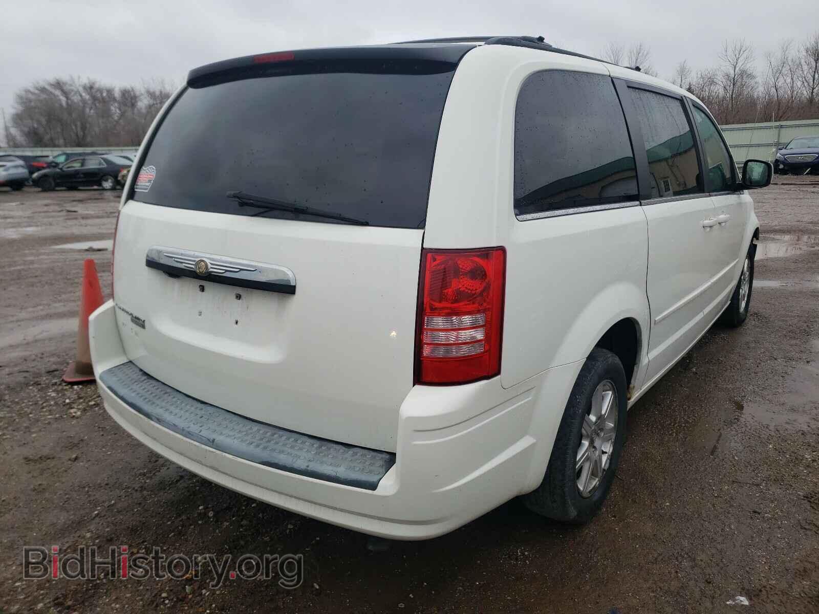 2008 CHRYSLER MINIVAN - VIN: 2A8HR54P78R151490 - Фото 4