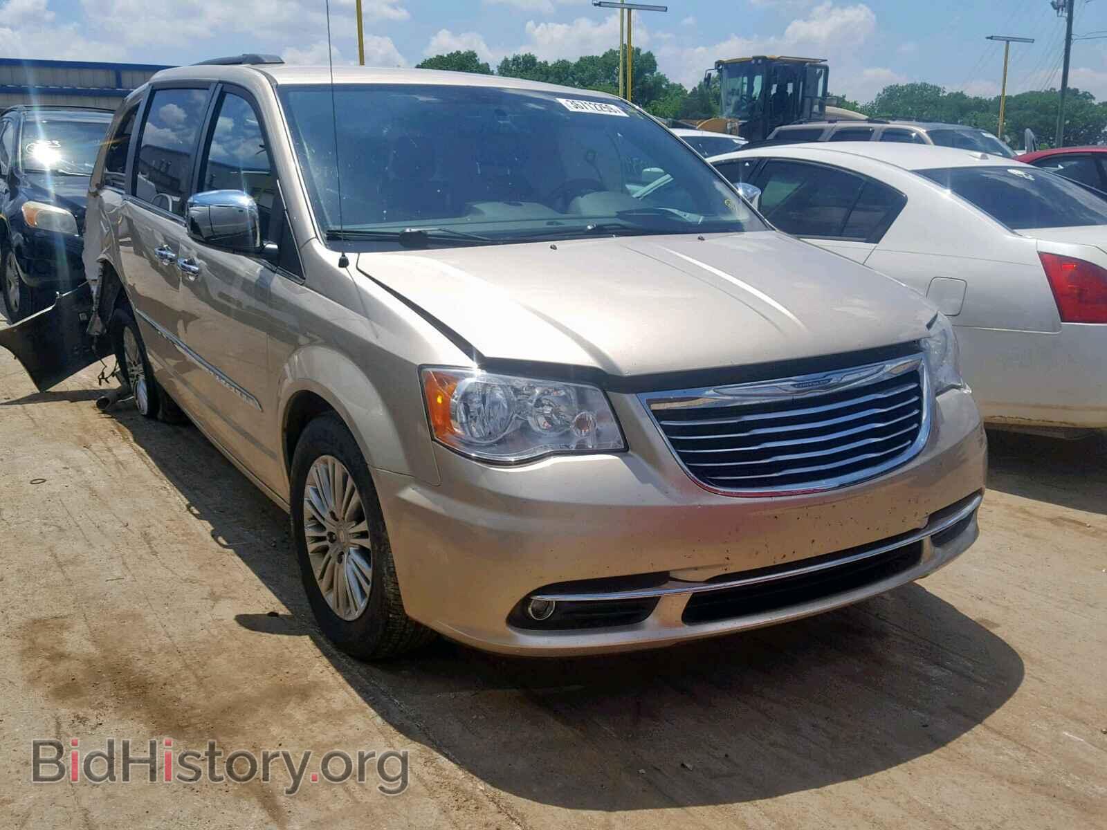 Фотография 2C4RC1CG8DR590411 - CHRYSLER TOWN & COU 2013
