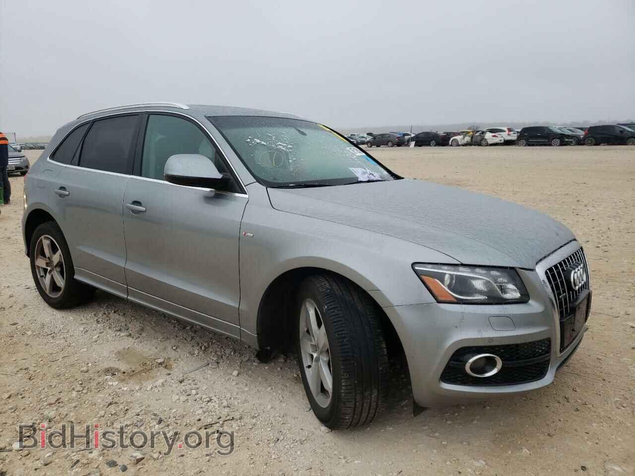 Фотография WA1DKAFP9BA038128 - AUDI Q5 2011