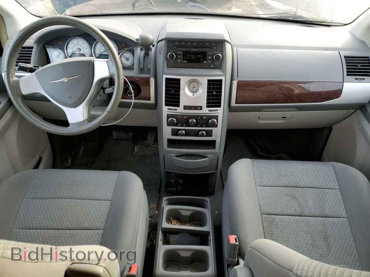 2010 CHRYSLER MINIVAN - VIN: 2A4RR5D13AR491257 - Фото 8