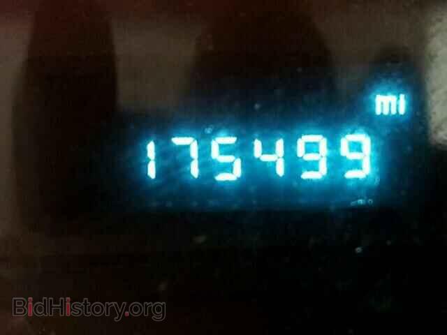 2008 MAZDA TRIBUTE - VIN: 4F2CZ02Z88KM25030 - Фото 8