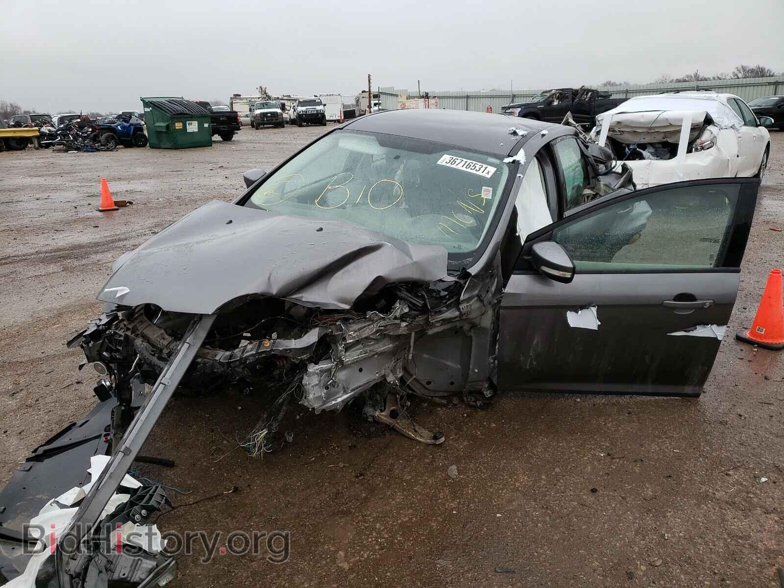 2013 FORD FOCUS - VIN: 1FADP3F23DL382882 - Photo 2
