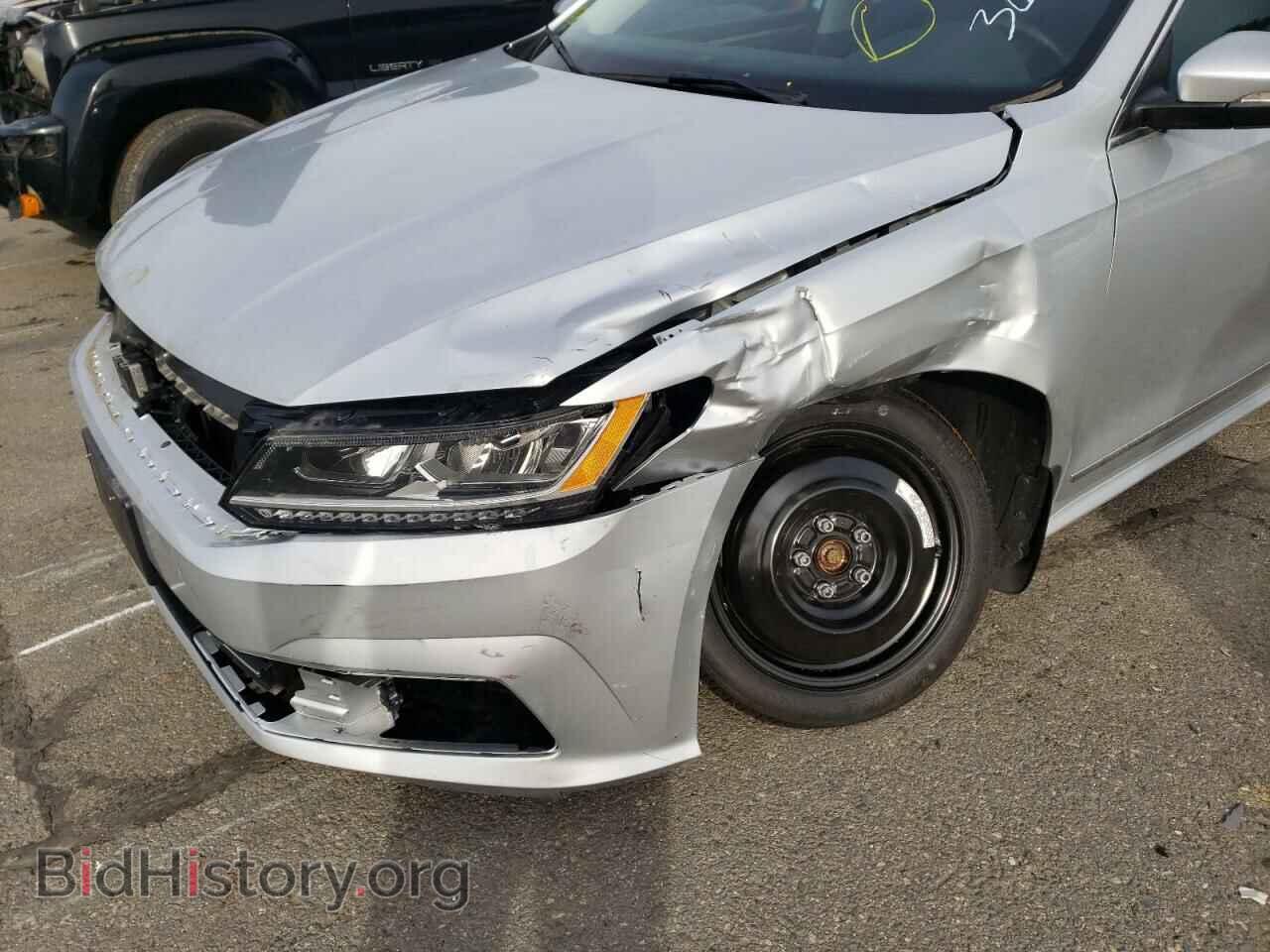 2017 VOLKSWAGEN PASSAT - VIN: 1VWBT7A37HC044294 - Фото 9