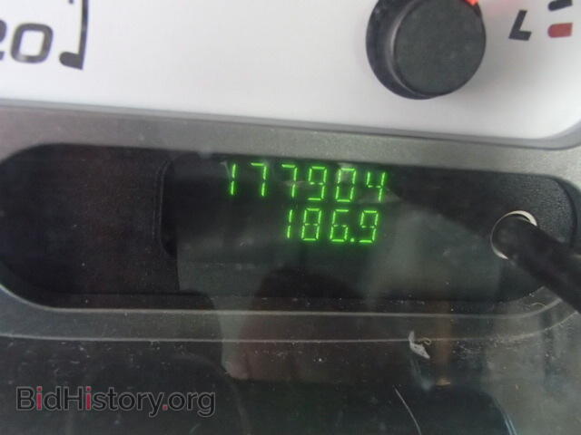 2005 FORD EXPLORER - VIN: 1FMZU67K45UB49917 - Photo 8