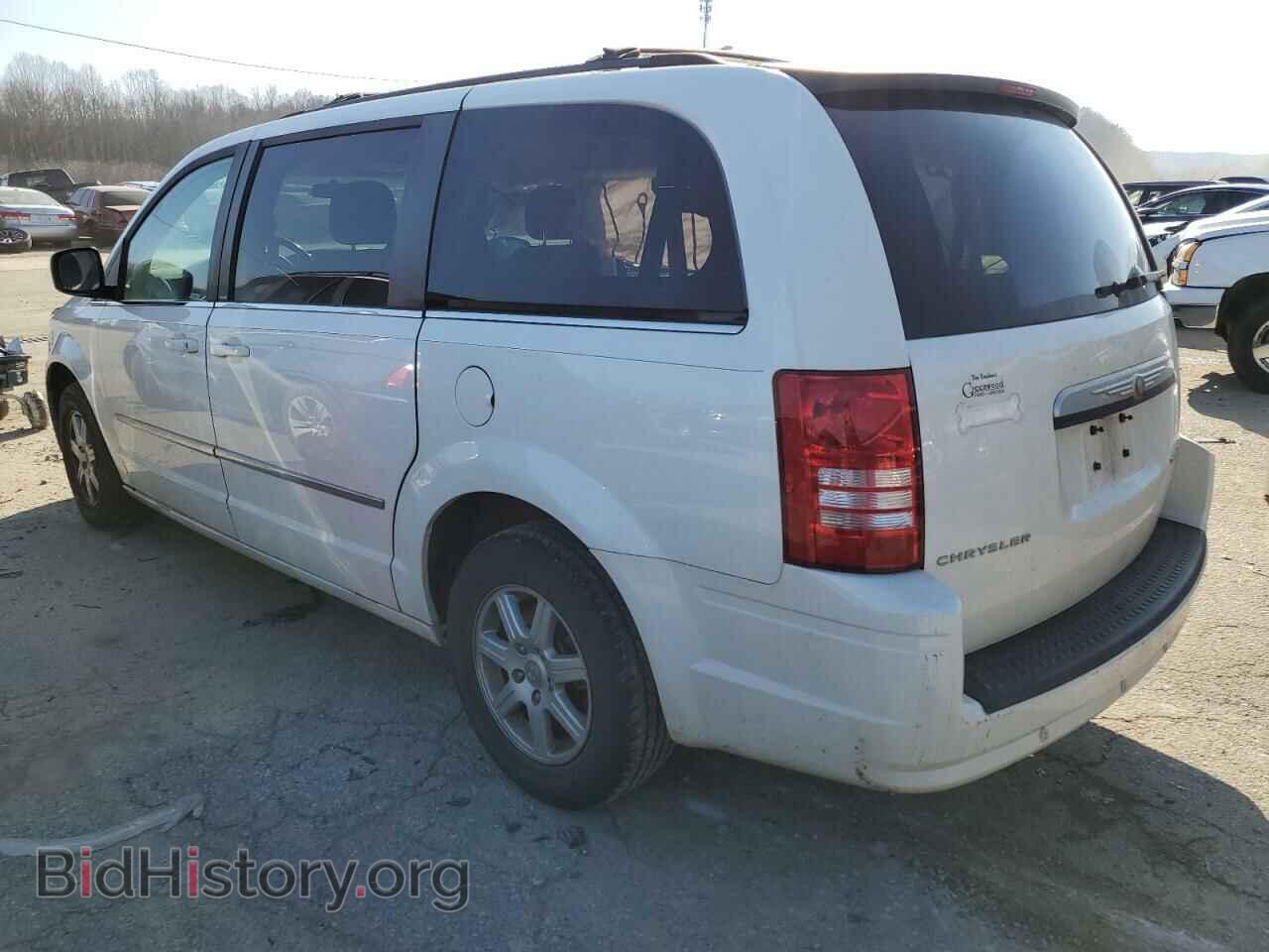 2010 CHRYSLER MINIVAN - VIN: 2A4RR5D10AR278685 - Photo 2