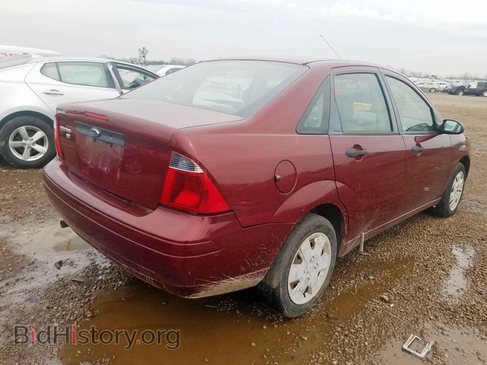 2007 FORD FOCUS - VIN: 1FAFP34N57W215917 - Фото 4
