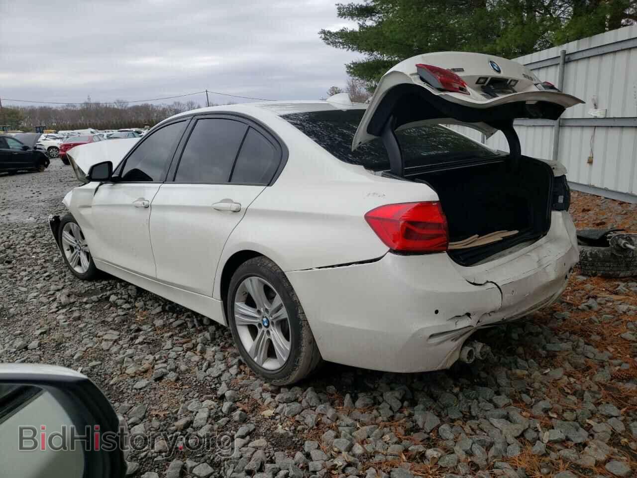 2016 BMW 3 SERIES - VIN: WBA8E3G52GNU01972 - Фото 2