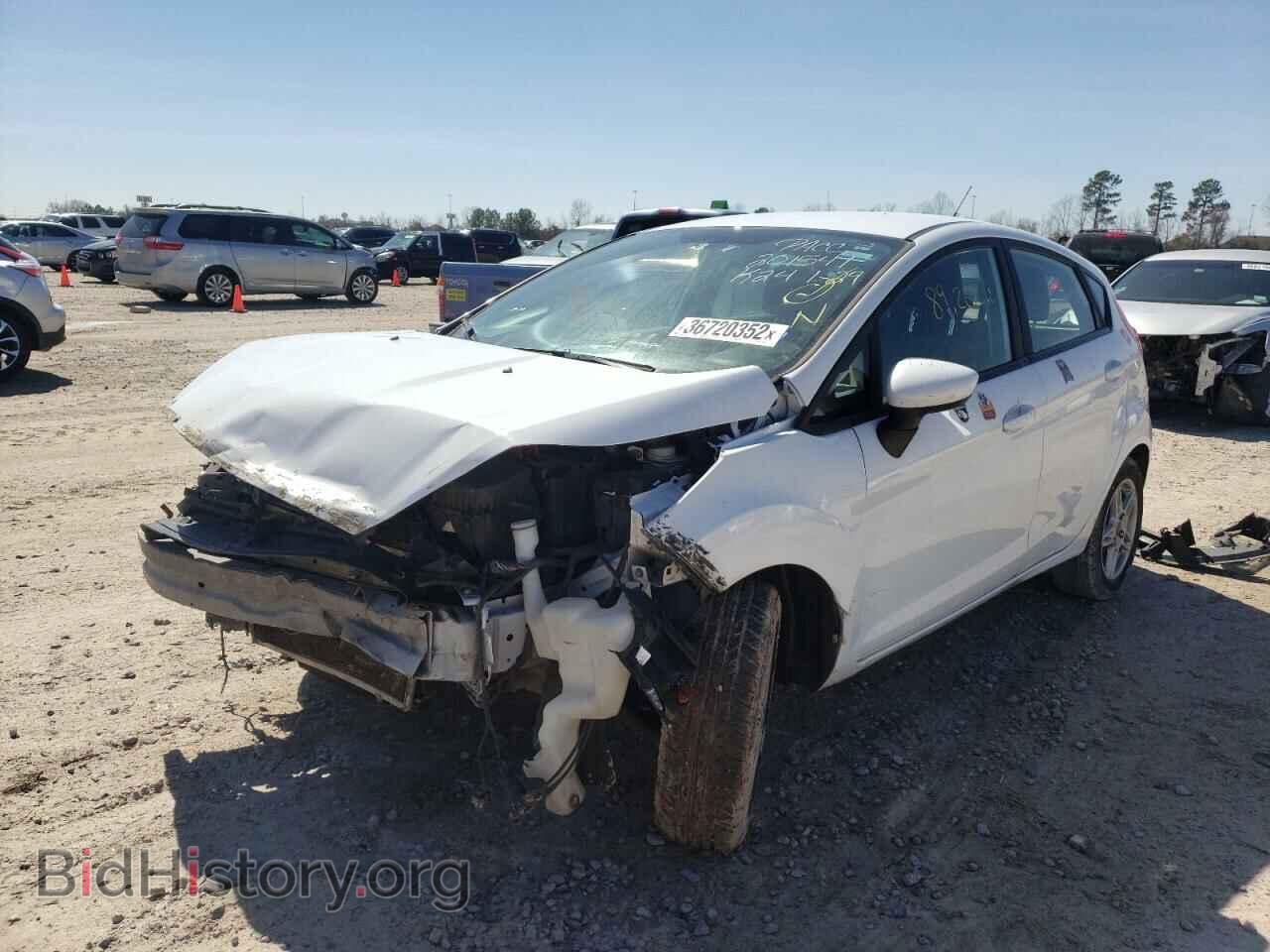 2017 FORD FIESTA - VIN: 3FADP4EJ3HM153105 - Фото 2