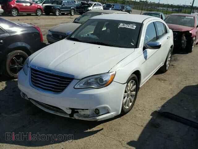 2013 CHRYSLER 200 - VIN: 1C3CCBCG1DN516115 - Фото 2