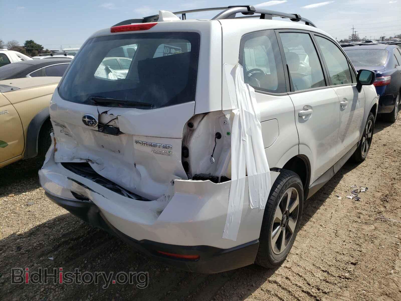 2017 SUBARU FORESTER - VIN: JF2SJABC7HH548756 - Фото 4