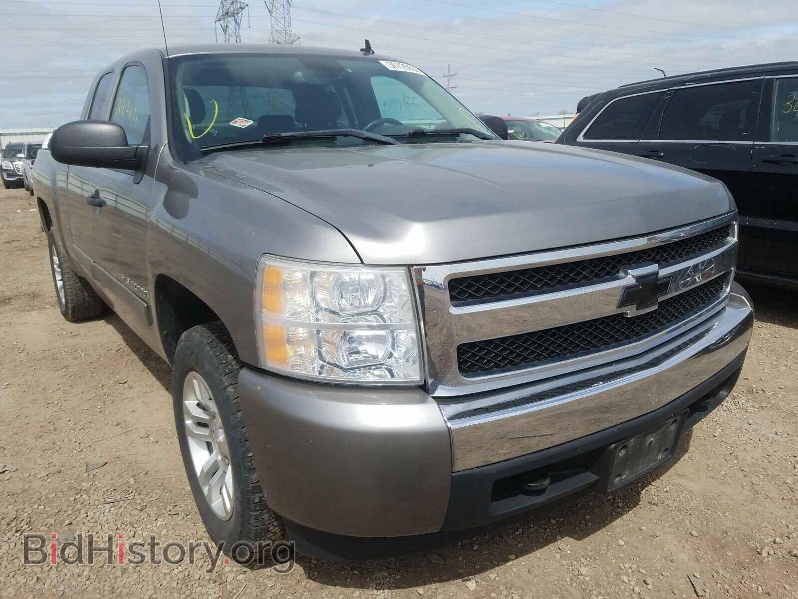 Фотография 2GCEC19C971725255 - CHEVROLET SILVERADO 2007