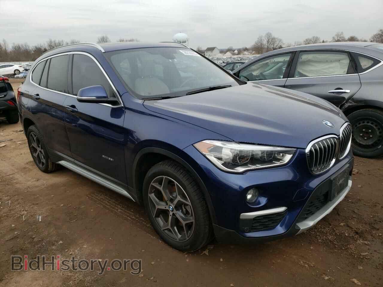 2017 BMW X1 - VIN: WBXHT3C34H5F80357 - Фото 4