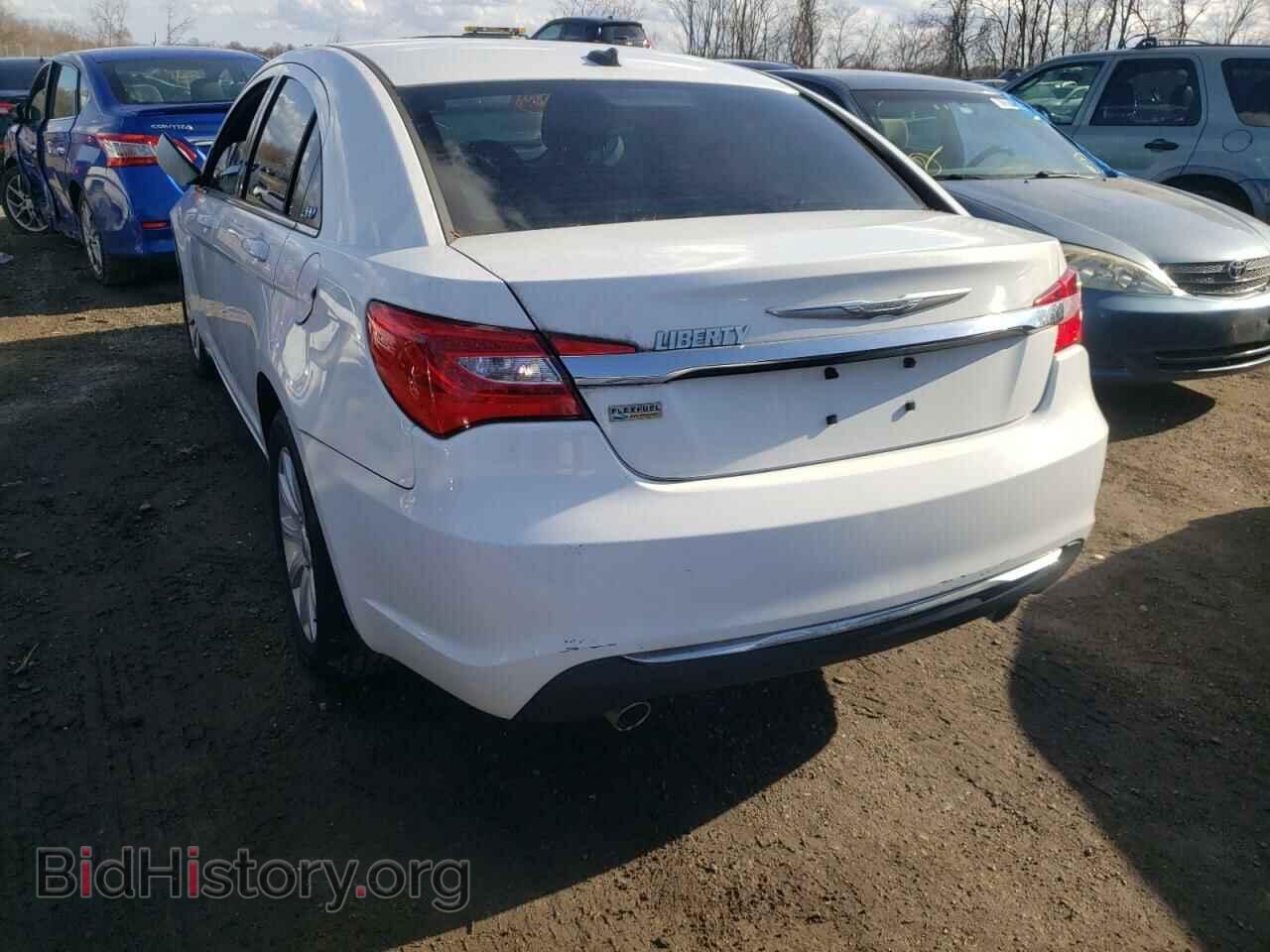 2013 CHRYSLER 200 - VIN: 1C3CCBBG5DN556487 - Фото 3