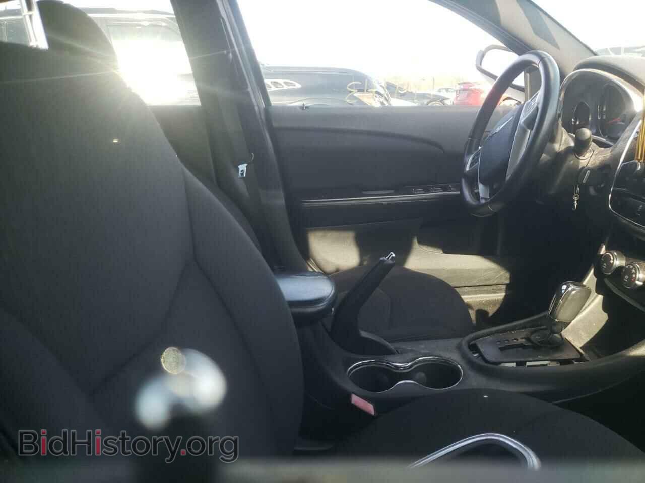 2013 CHRYSLER 200 - VIN: 1C3CCBBG5DN556487 - Фото 5