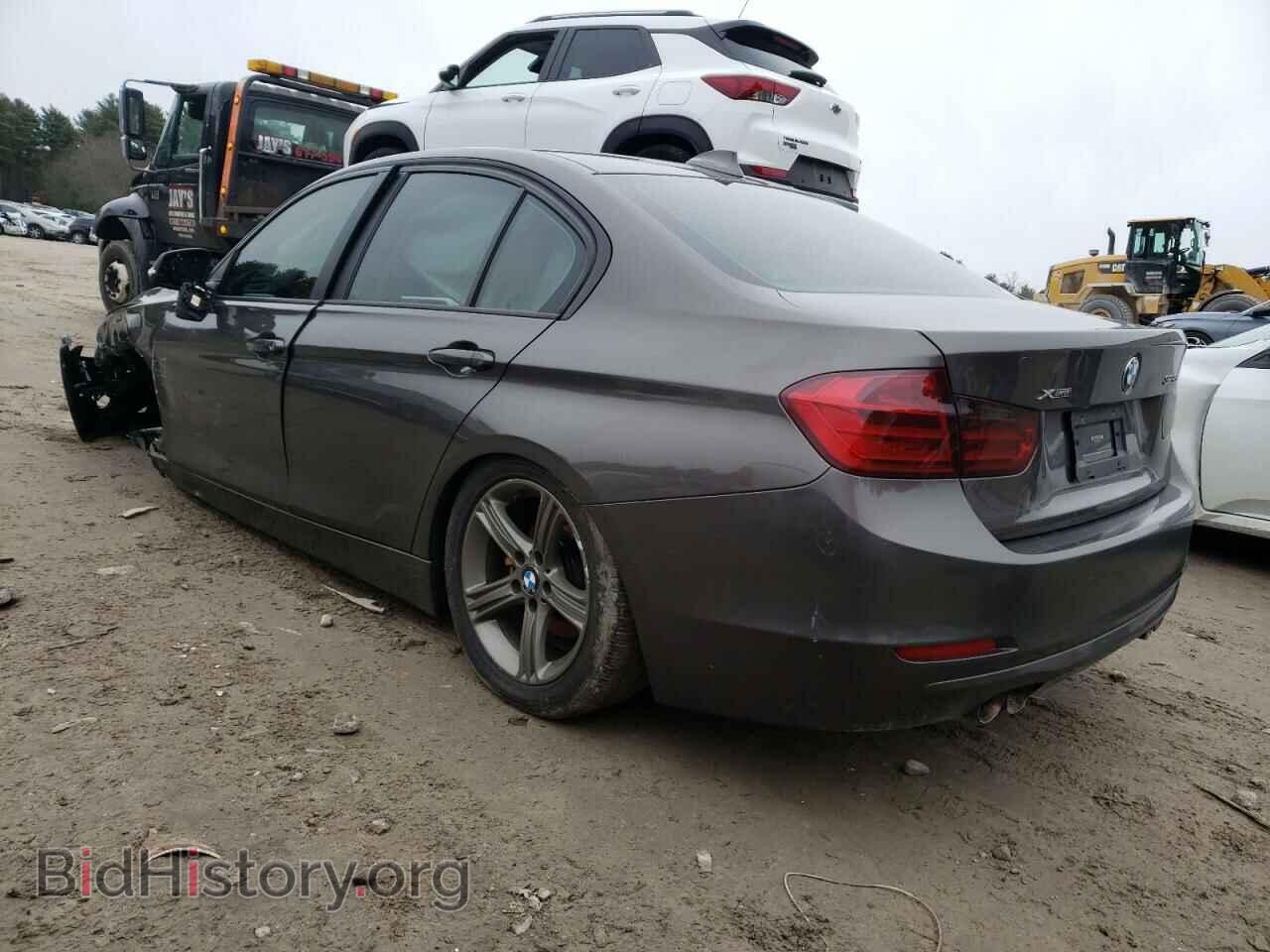 2013 BMW 3 SERIES - VIN: WBA3B5C55DF592913 - Фото 2