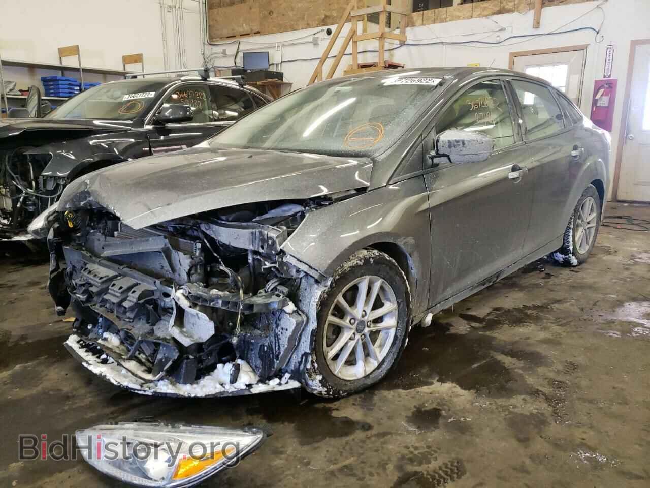 2018 FORD FOCUS - VIN: 1FADP3FE3JL223740 - Фото 2