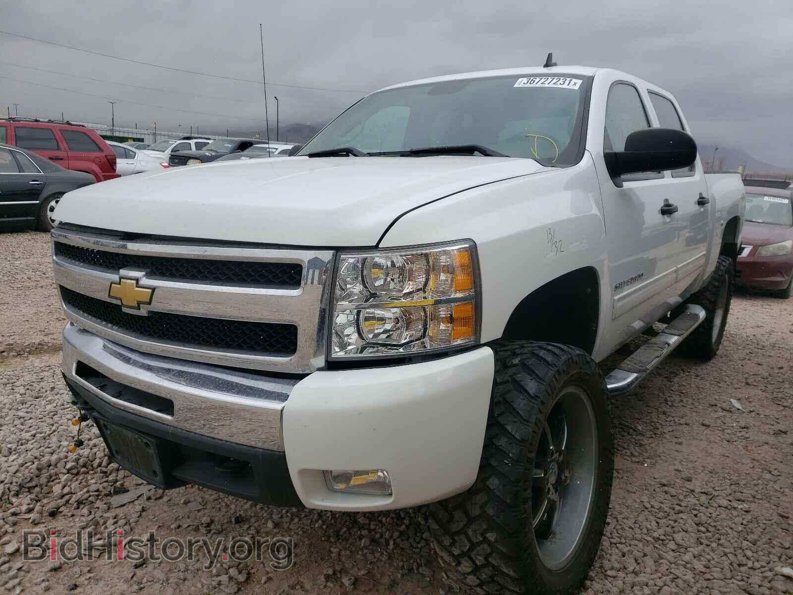 2011 CHEVROLET SILVERADO - VIN: 3GCPKSE31BG184290 - Фото 2
