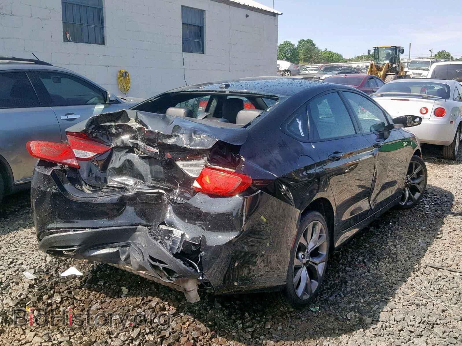 2016 CHRYSLER 200 - VIN: 1C3CCCBB4GN113052 - Photo 4