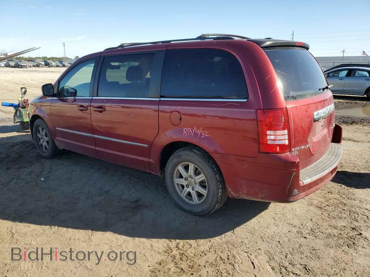 2010 CHRYSLER MINIVAN - VIN: 2A4RR8DX5AR321424 - Фото 2